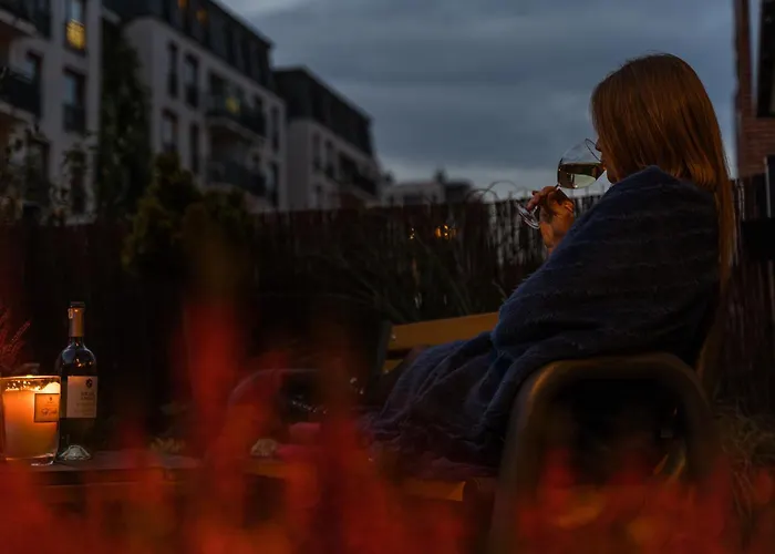 Riverside Garden Marina *