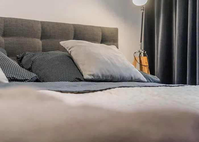 Riverside Garden Marina