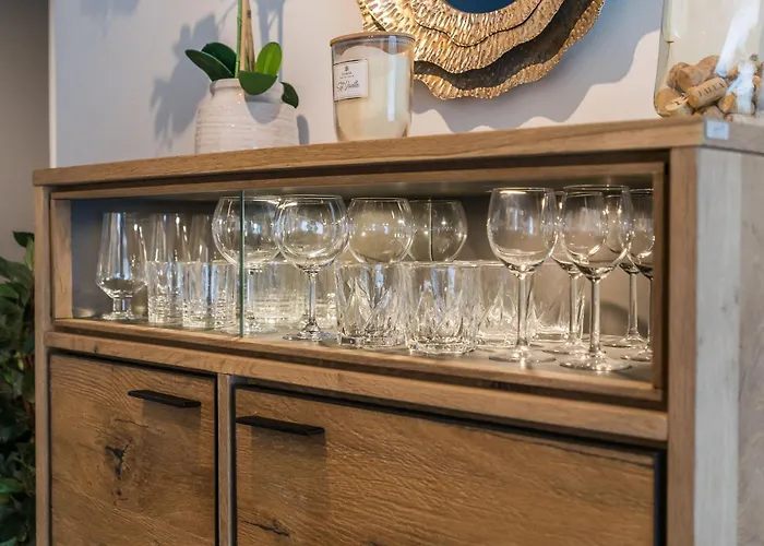 Riverside Garden Marina Apartmán *