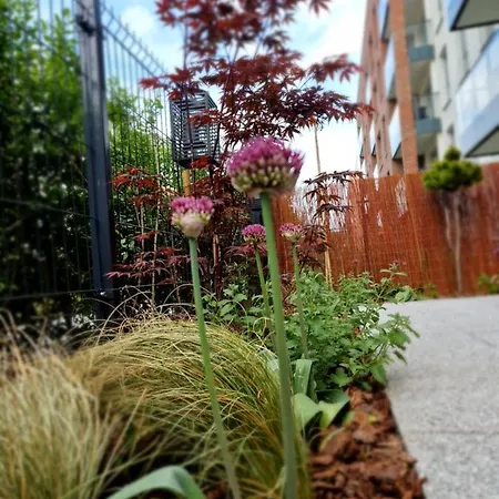 Riverside Garden Marina 格但斯克