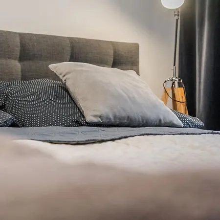 Riverside Garden Marina