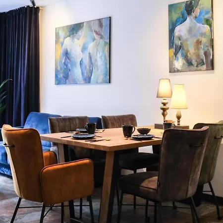 Riverside Garden Marina *