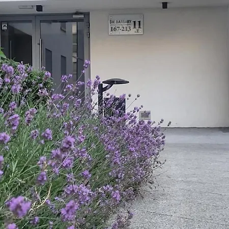 Riverside Garden Marina